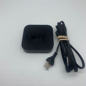 Apple TV (3rd Generation) A1427 /A1469 8GB HD‎ Media Streamer - No Controller